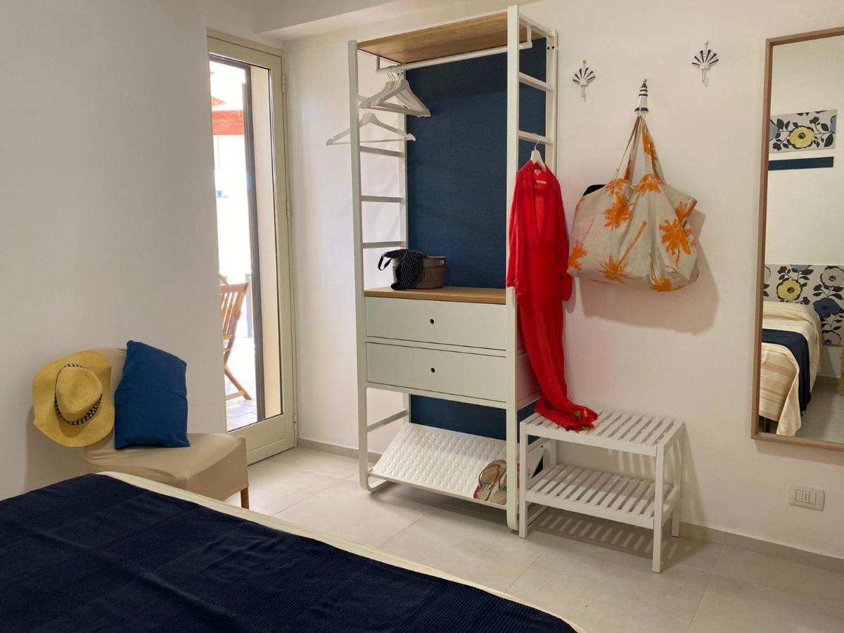 מרינה די רגוזה Casa Vacanze Il Giardino Dei Girasoli מראה חיצוני תמונה
