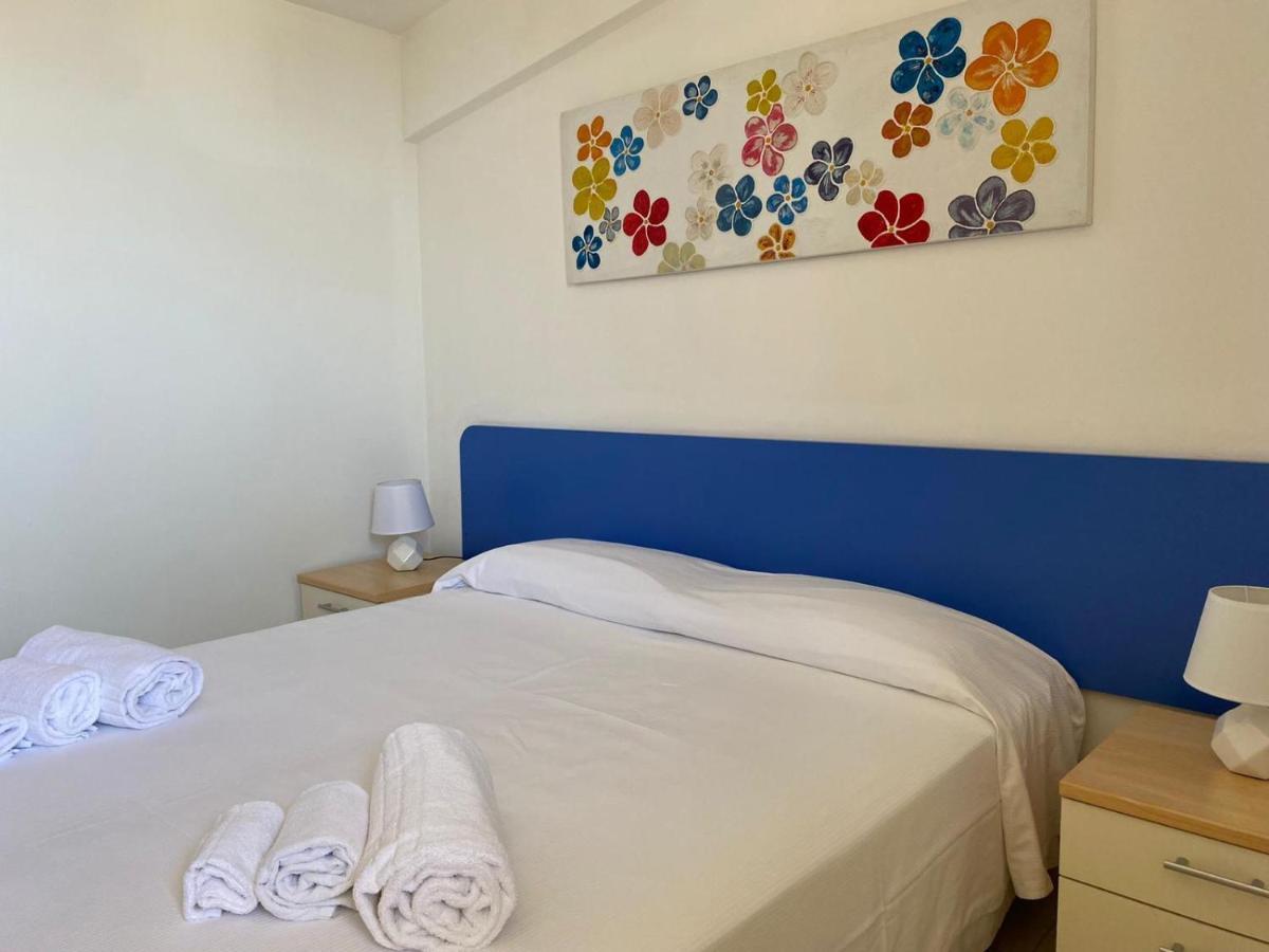 מרינה די רגוזה Casa Vacanze Il Giardino Dei Girasoli מראה חיצוני תמונה