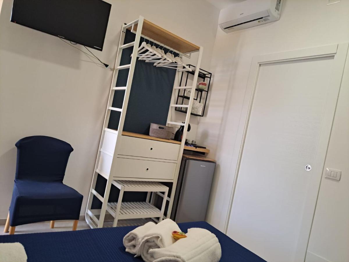 מרינה די רגוזה Casa Vacanze Il Giardino Dei Girasoli מראה חיצוני תמונה