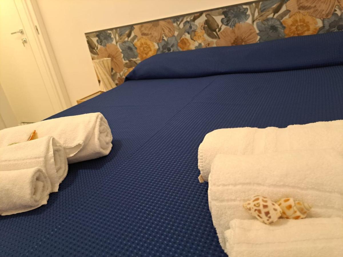 מרינה די רגוזה Casa Vacanze Il Giardino Dei Girasoli מראה חיצוני תמונה