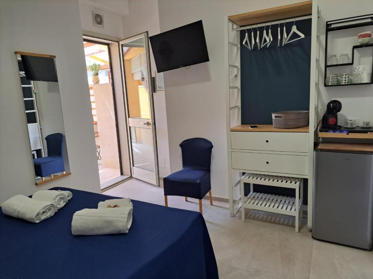 מרינה די רגוזה Casa Vacanze Il Giardino Dei Girasoli מראה חיצוני תמונה