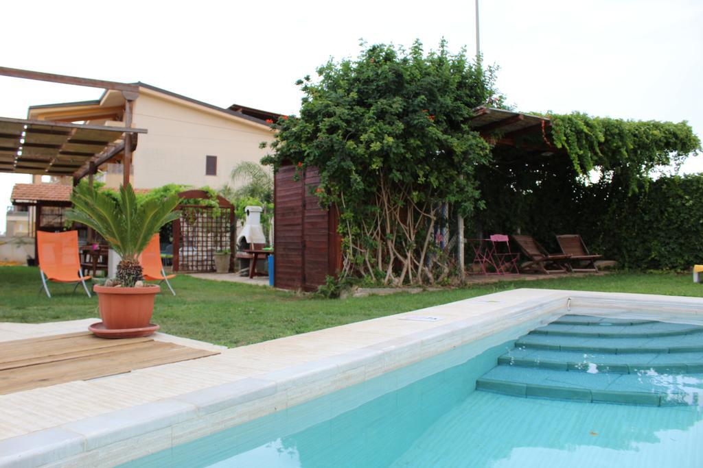 מרינה די רגוזה Casa Vacanze Il Giardino Dei Girasoli מראה חיצוני תמונה