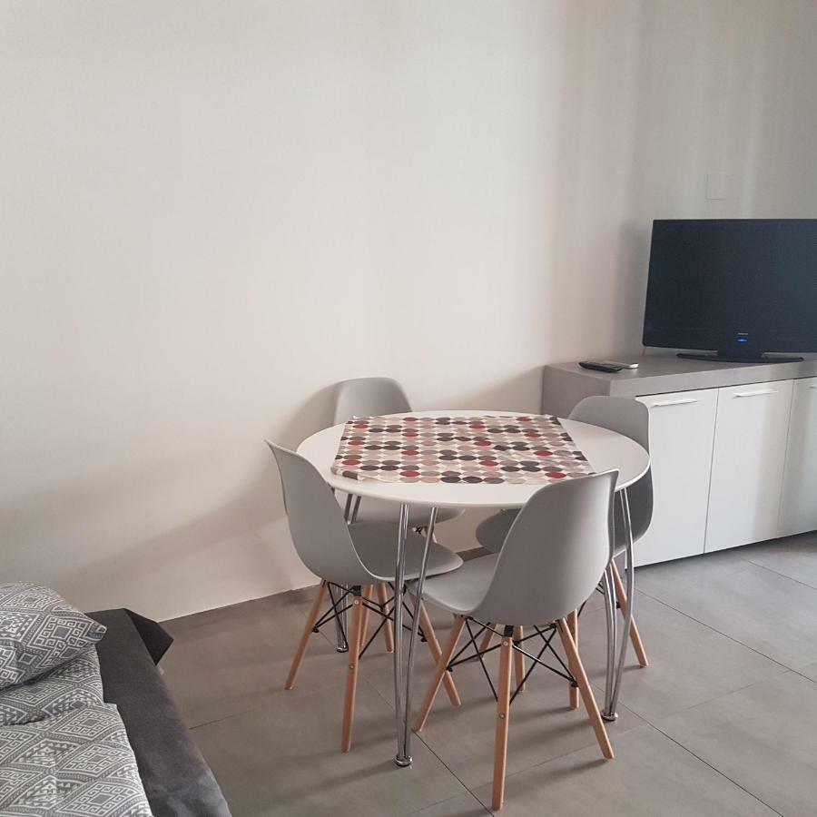 מרינה די רגוזה Casa Vacanze Il Giardino Dei Girasoli מראה חיצוני תמונה